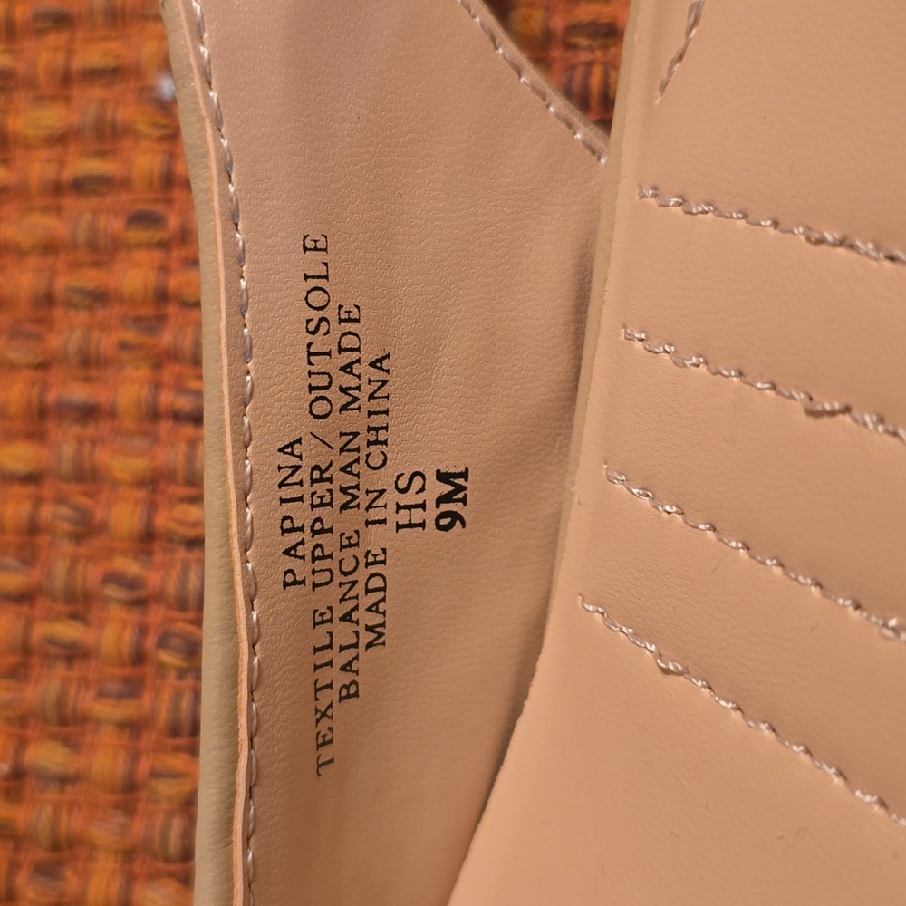 ADRIENNE VITTADINI BRAND WOMEN'S CREAM/TAN COLOR LOW HEEL DRESSY SHOE SIZE 9 - Picture 9 of 16